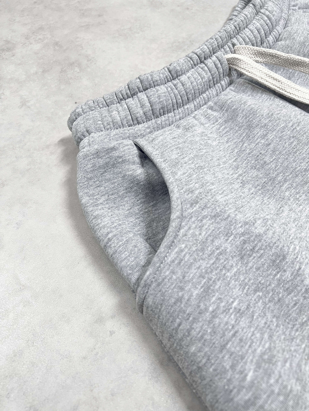 SIGNATURE baggy sweatpant - Gray noise