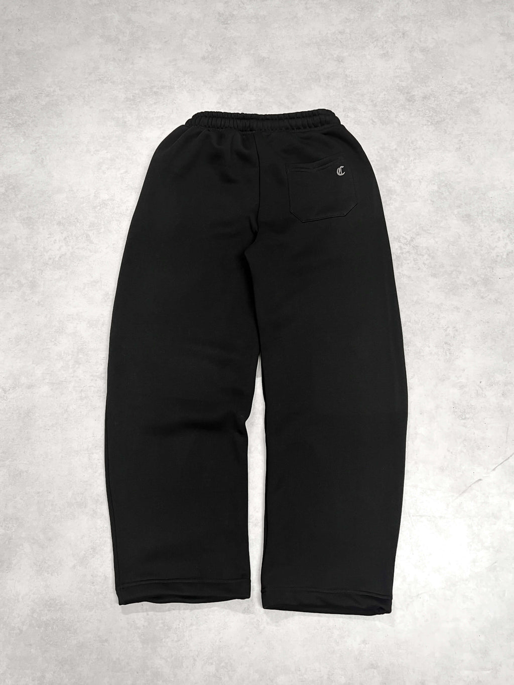 SIGNATURE baggy sweatpant  - black