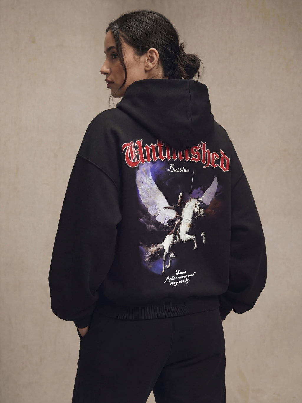 UNFINISHED BATTLES HOODIE - BLACK