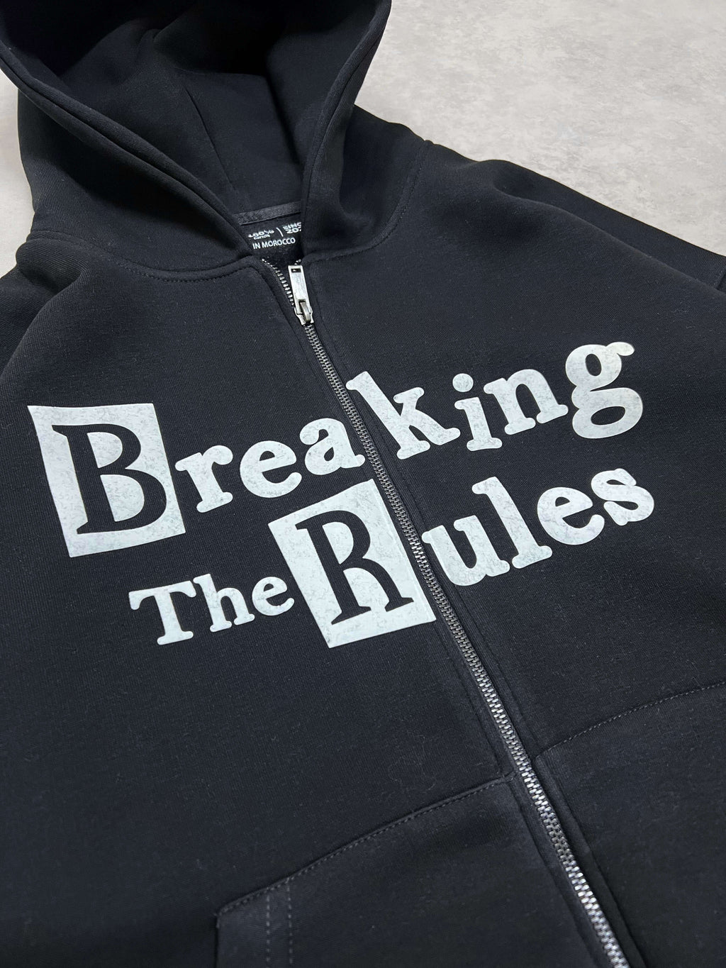 breaking the rules zipper - black